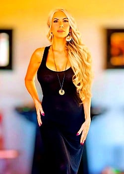 Andrea Leigh Cox